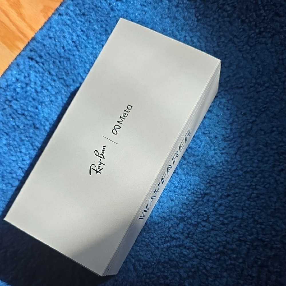 NEW UNOPENED Ray-Ban Sunglasses Box with Meta Logo